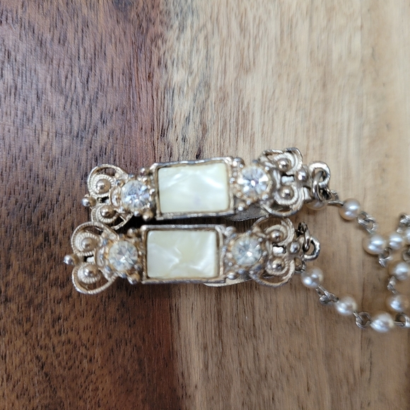 Vintage Sweater Clips - Picture 6 of 6